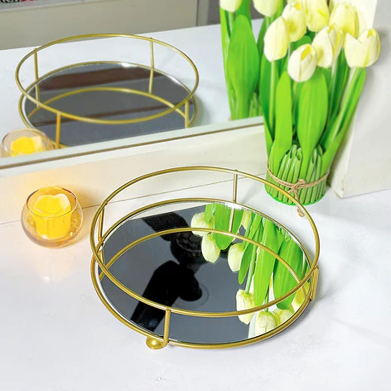 Classy Golden Vanity Display With Mirror